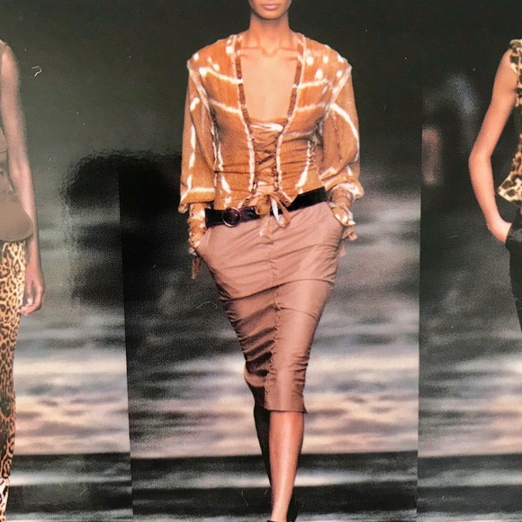 VERY RARE VINTAGE NWT LEGENDARY YVES ST LAURENT SILK RIVE GOUCHE SAFARI BLOUSE - Picture 2 of 15